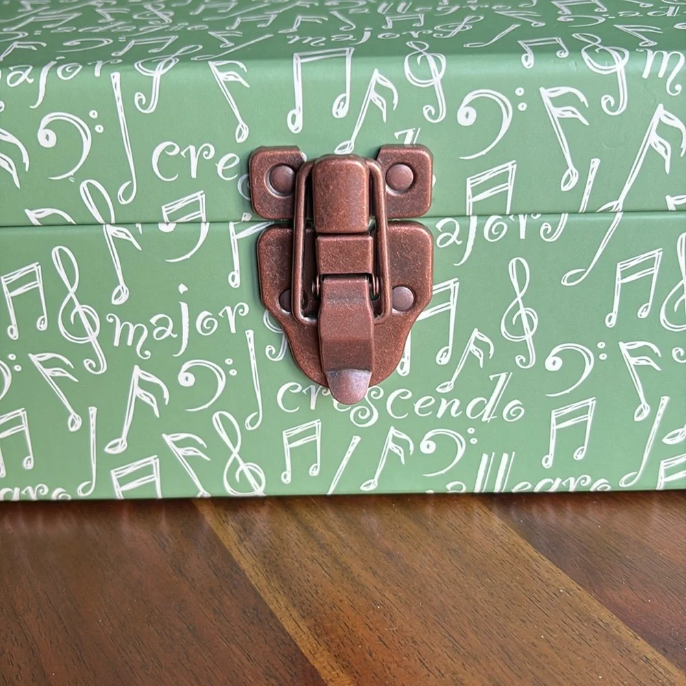 Music Notes and Terms along with Treble and Base Clefs NESTING BOX - metal lock - Picture 2 of 14